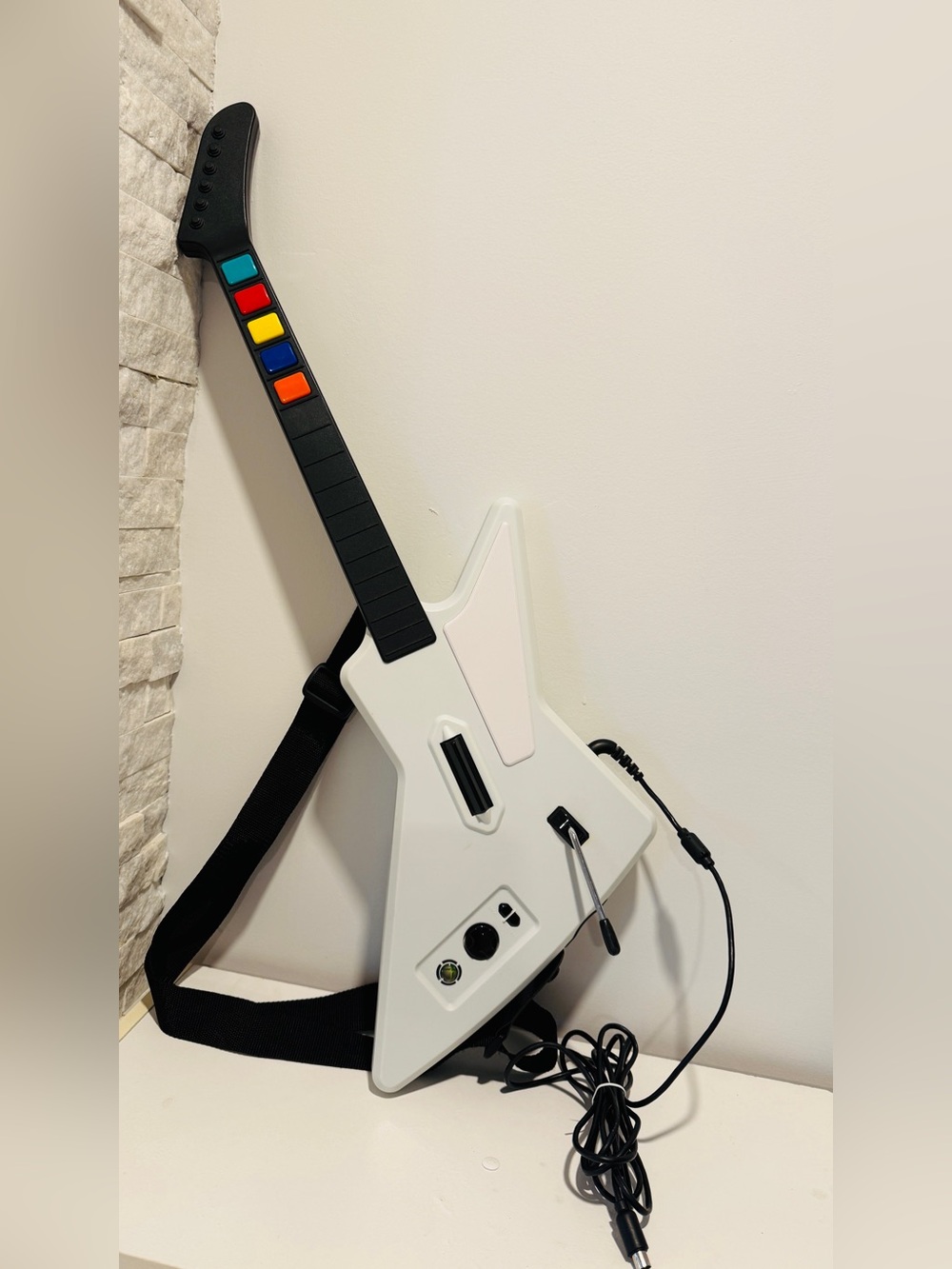 Official RedOctane Xbox 360 Guitar Hero X-Plorer Wired Controller Model 95065 PC